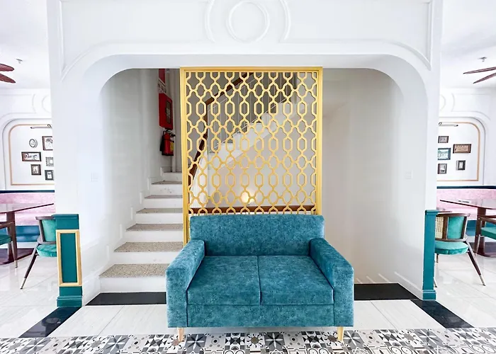 Luxury hotel only: Kaira Boutique Hotel